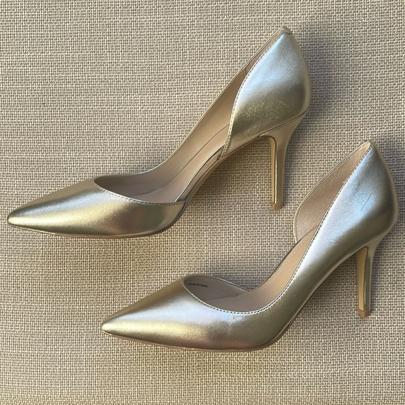 WHBM Ella Leather D'Orsay Heels Gold Metallic 5.5M - Picture 7 of 9